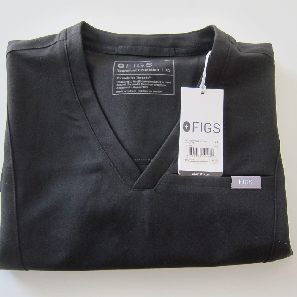 FIGS SHORT SLEEVE TUNIC HALLE SCRUB TOP